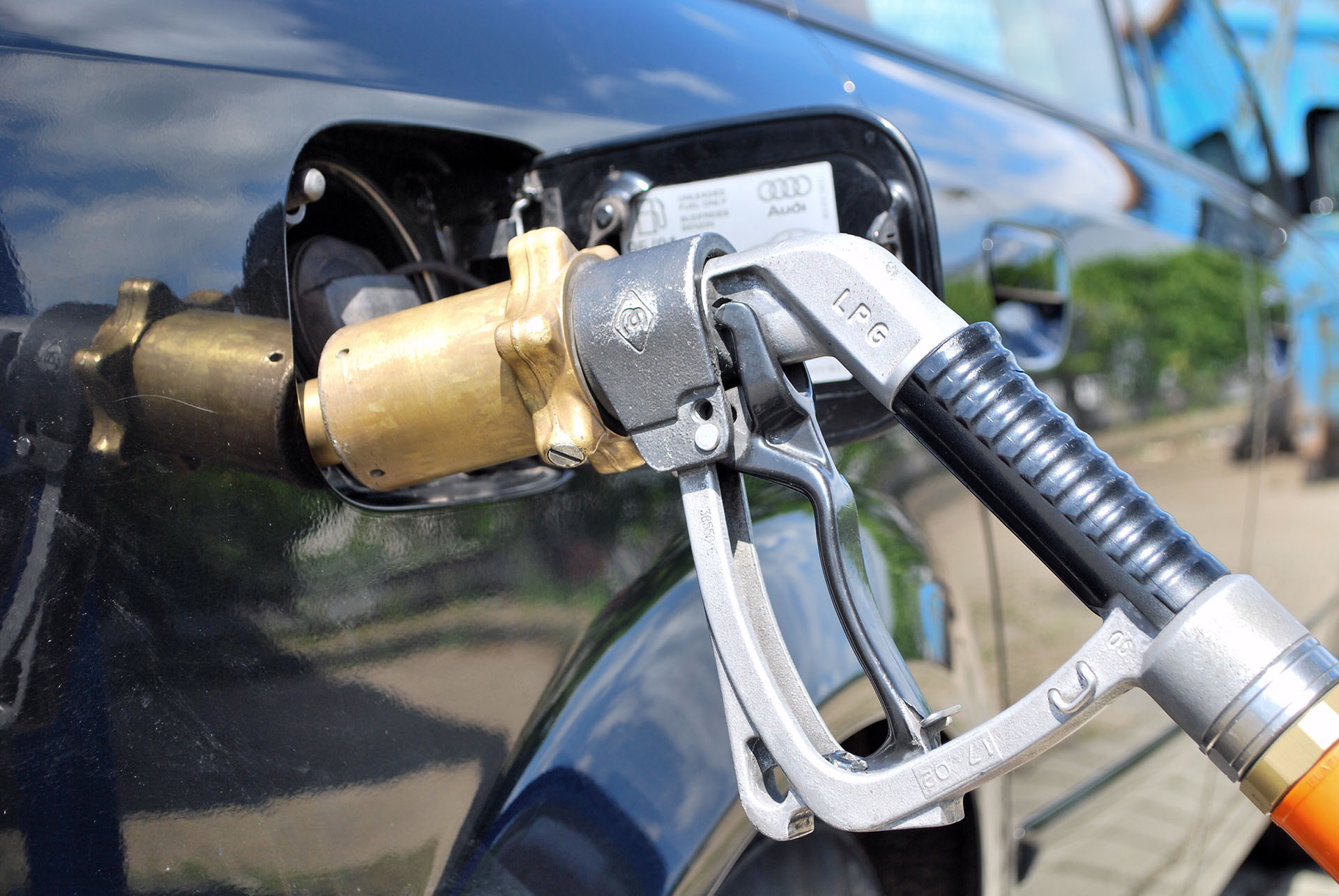 Zapfhahn_LPG_Auto_Flüssiggas